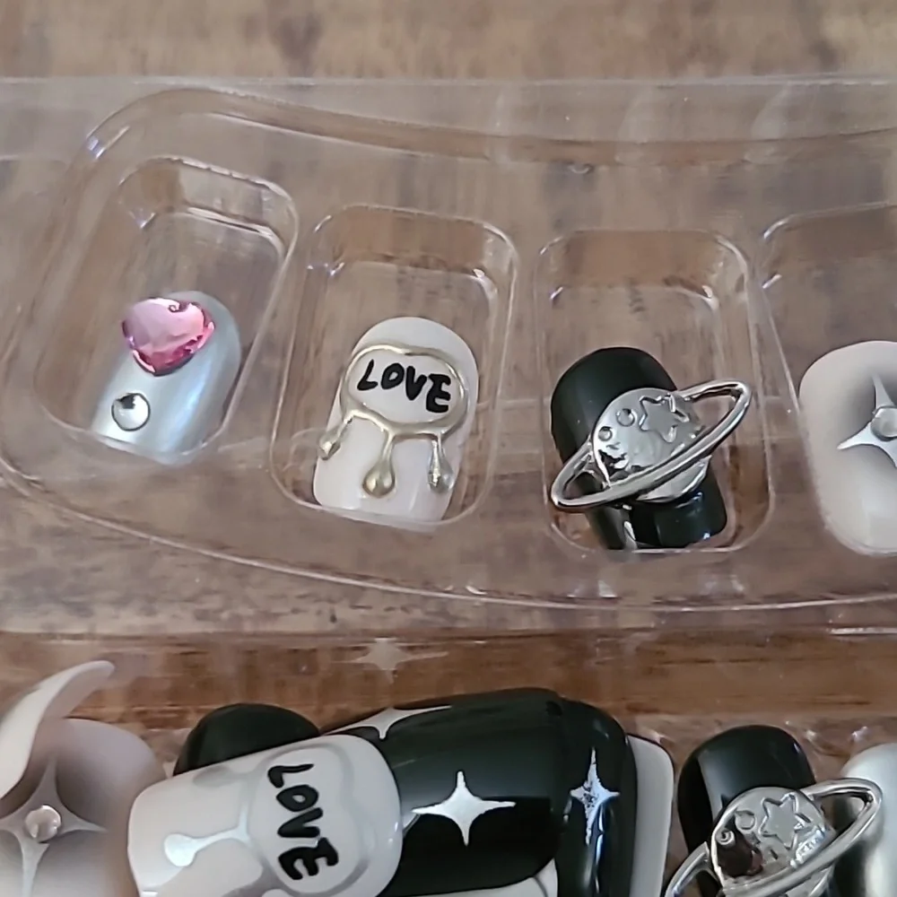 2/$16 3D Hearts Rhinestone Planet  Press On Nails